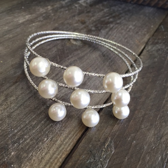 Gorgeous bracelet - Picture 2 of 3