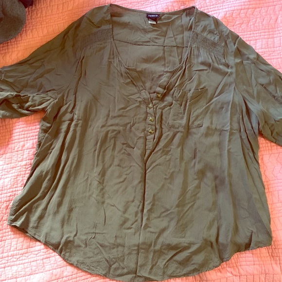 Plus Size shirts
