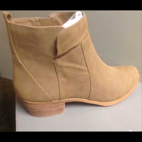 Short boot - Picture 2 of 4