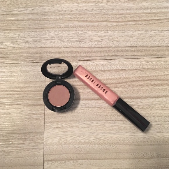 Mac eyeshadow and Bobbi brown lipgloss