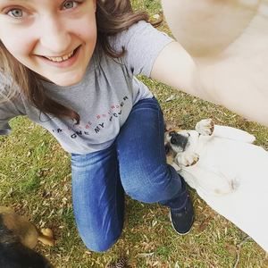 Meet your Posher, Casey