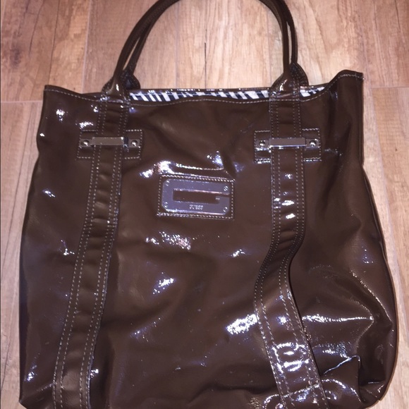 Guess purse