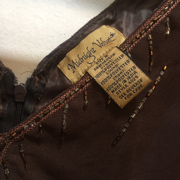 Midnight velvet brown dress 🎀size medium - Picture 3 of 4