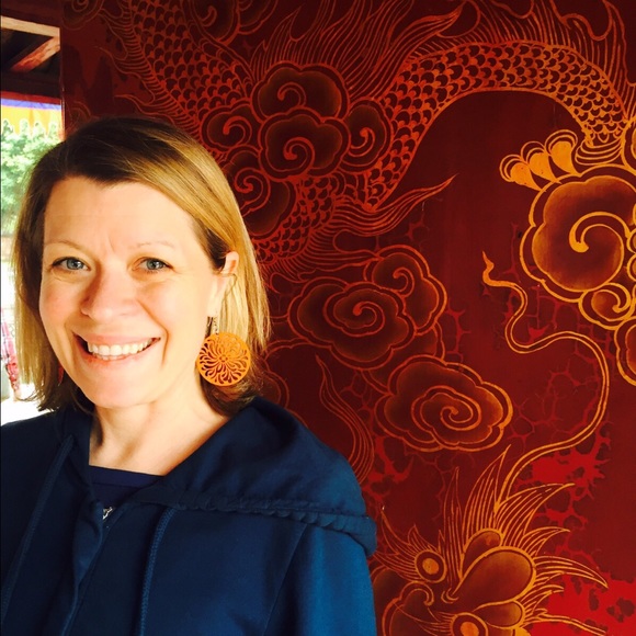 Meet your Posher, Amy