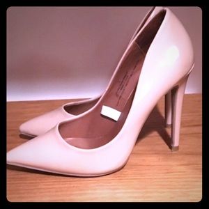 Final sale. New nude heels
