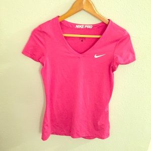 Nike Pro Tee