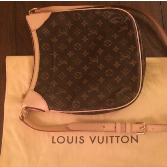 SOLD Louis Vuitton odeon crossbody - Picture 1 of 4