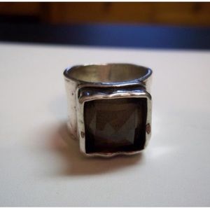 Slipada wide band ring