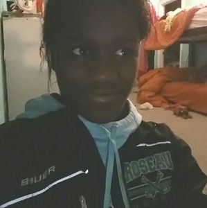Meet your Posher, Celine