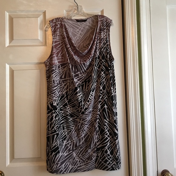 BCBGMaxAzria - Picture 1 of 4