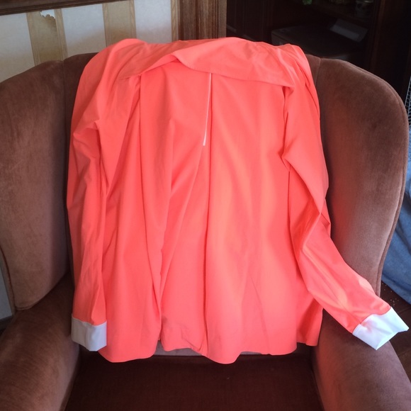 lululemon athletica Jackets & Coats - Lululemon nwt sunshowers jacket lululemon athletica Jackets & Coats - Lululemon nwt sunshowers jacket