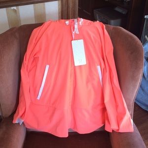 Lululemon nwt sunshowers jacket