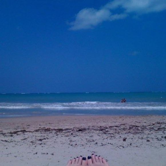 Meet your Posher, Claudia - Picture 1 of 1