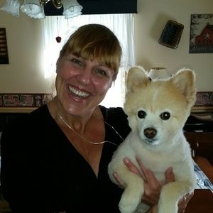 Meet your Posher, Annette