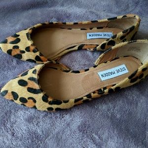 Steve Madden Cheetah Print Pointy toed flats