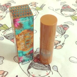 BENEFIT Dew The Hoola matte bronzer BNIB