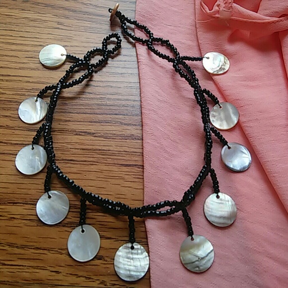 Island Choker