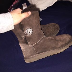 Brown Bailey button UGGS