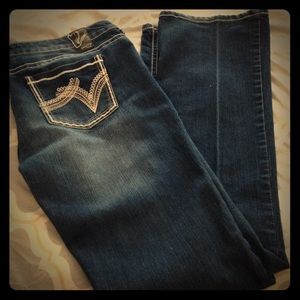 Vanity size 31/35 long jeans. Worn 4 times maybe.