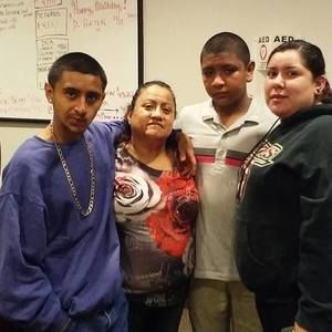 Meet your Posher, Dominga