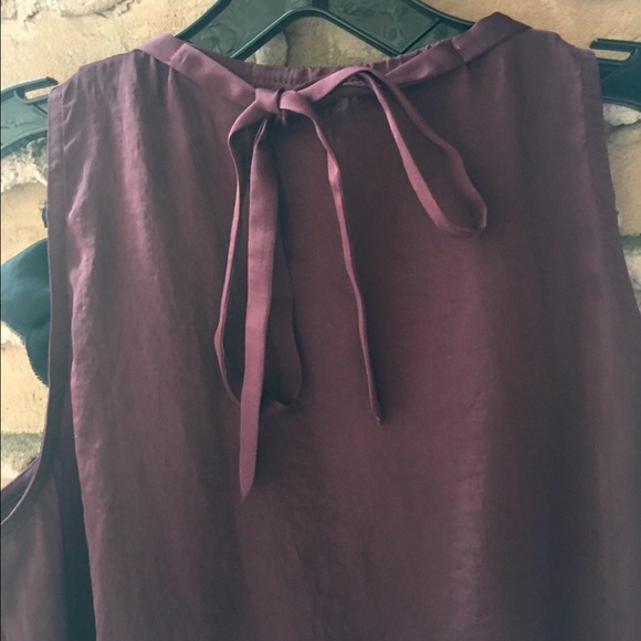 Loft Top - Picture 4 of 4