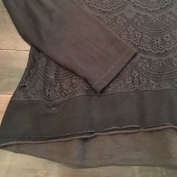 Included for FREE w bundle LAUTER sweatshirt - Picture 3 of 4