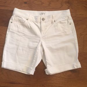 Distressed boyfriend shorts