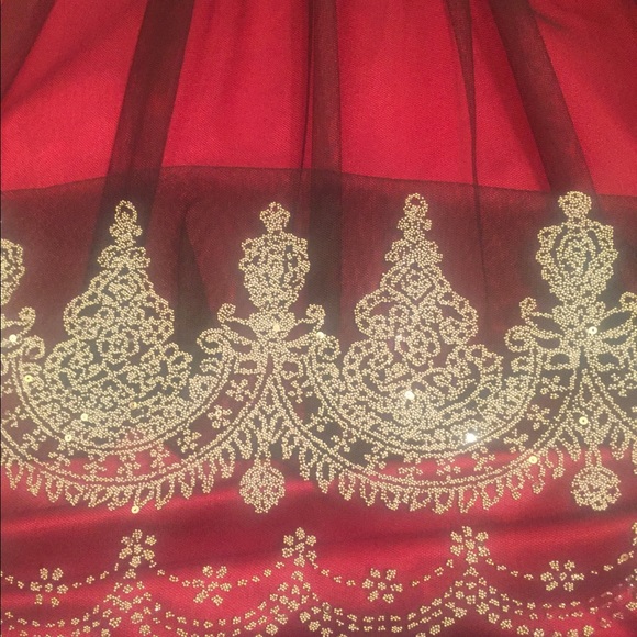 SOLD‼️Beautiful dress - Picture 2 of 4