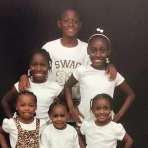 Meet your Posher, Kendra