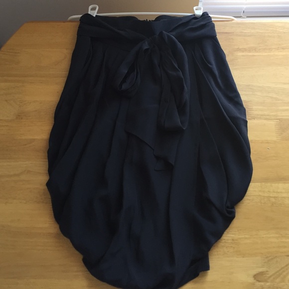 Black BCBG Maxazria silk skirt