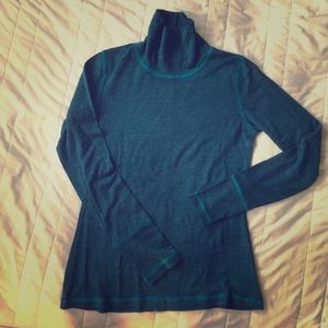PrAna wool blend turtleneck
