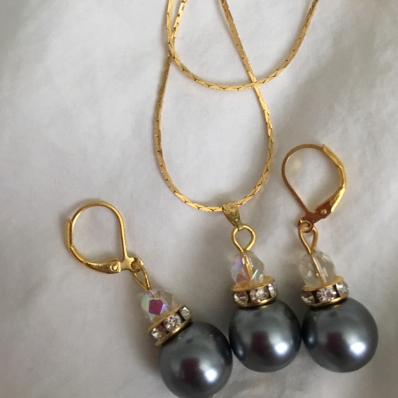 Earring pendant sets. - Picture 3 of 4