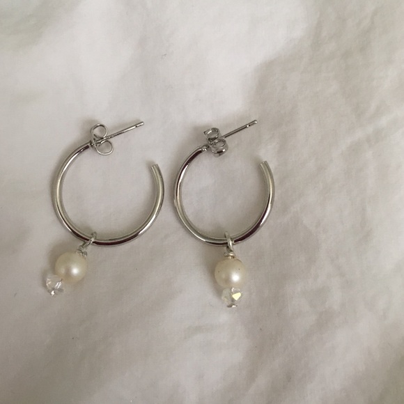 Earring - Picture 3 of 4
