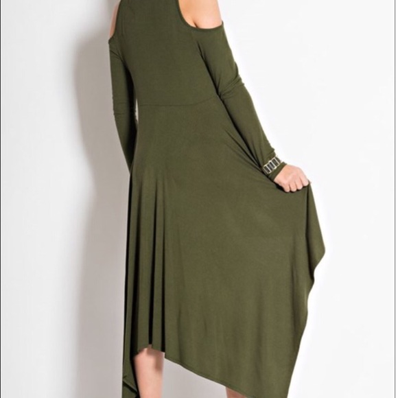 3X's  HP!!🎉🎉🎉Cold Shoulder's Dress - Picture 3 of 4