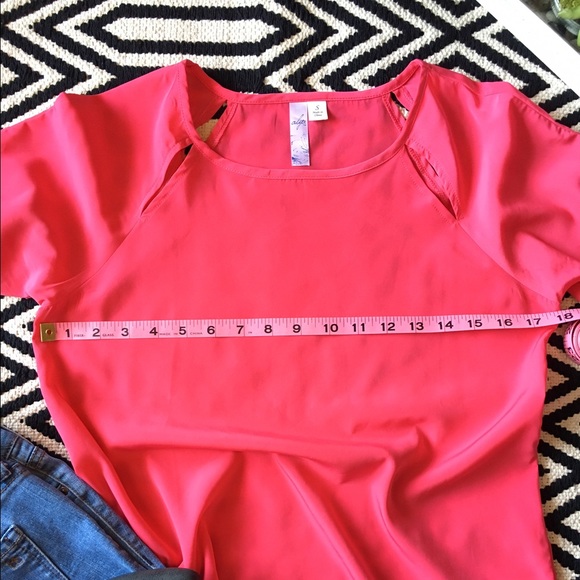 ✨2/$14 Alya pink top - Picture 2 of 4