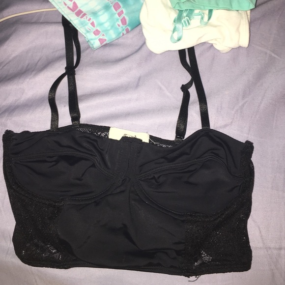 black Lacey pins and needles bralette - Picture 1 of 2