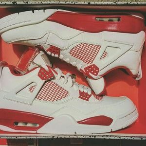 Fire red 4s