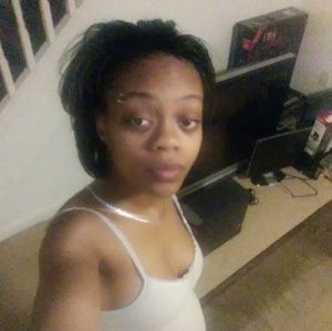 Meet your Posher, Shaneeka