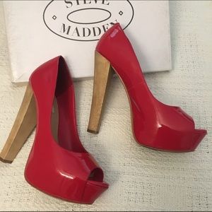 Steve Madden Wooden Heel