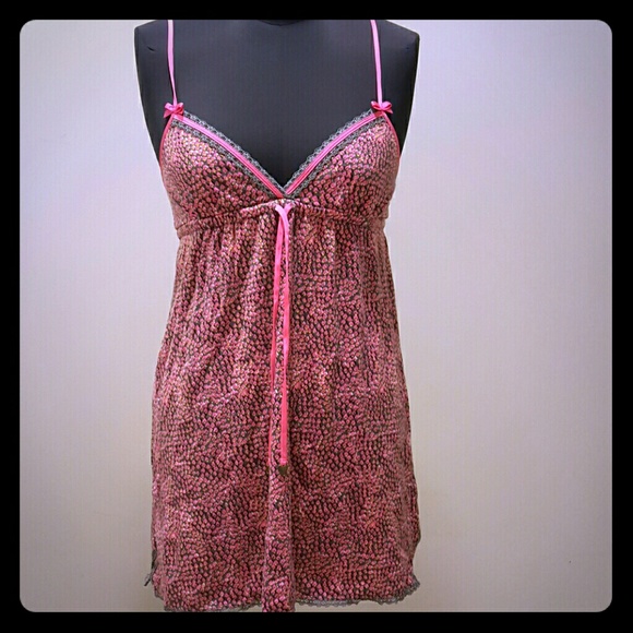 On hold! authentic Juicy Couture Nightgown
