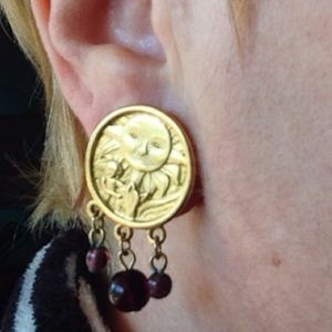 Vintage Napier earrings Gold tone w/grape beads.