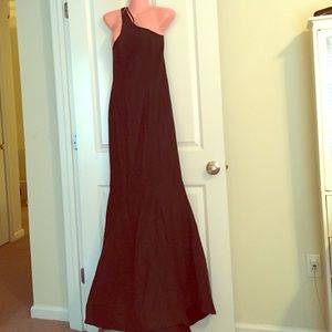 NWOT Gorgeous long Lady by Lucy Dang formal gown