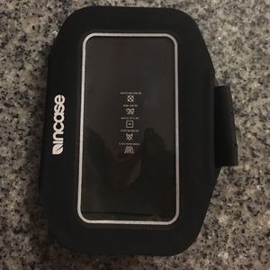 BRAND NEW Incase sports armband