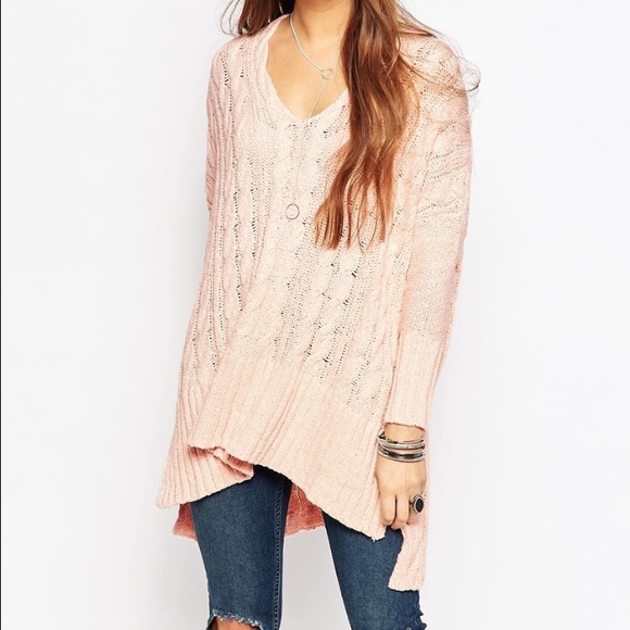 Free People high low sweater on champagne