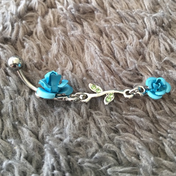 Rose Dangle Belly Rings - Picture 4 of 4