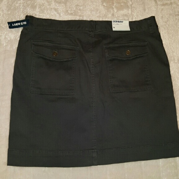 🔴 $$ "NWT" Old Navy Skirt - Picture 2 of 3