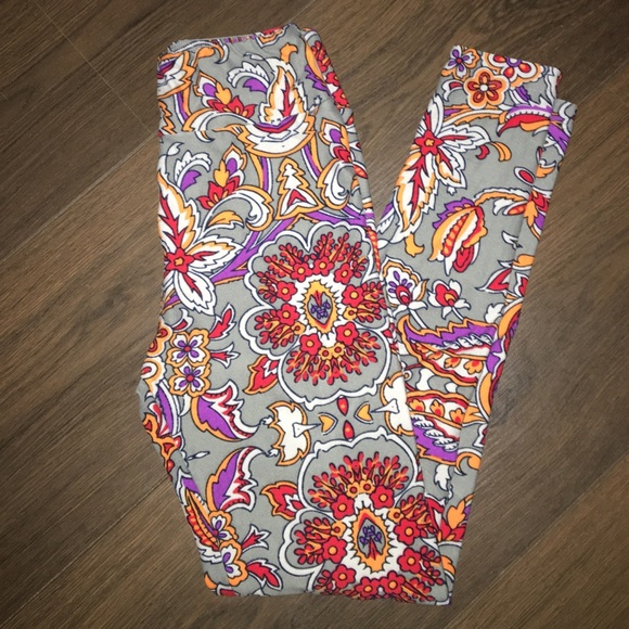 Tween size Lularoe leggings