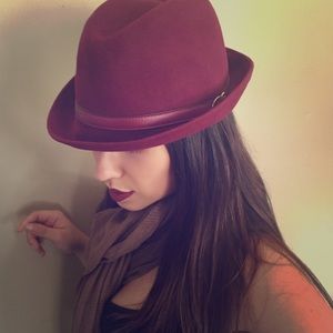 🎉HP 🎉 Gucci Bordeaux Felt Fedora