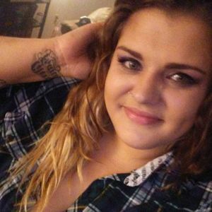 Meet your Posher, Holly