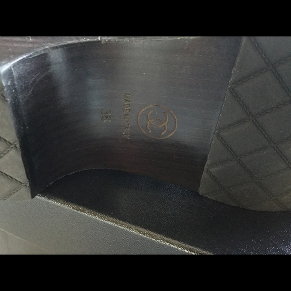 Chanel Shoes - Picture 3 of 4